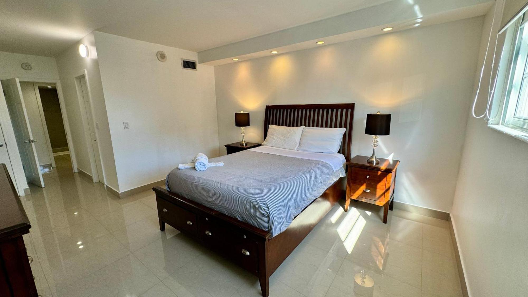 Sunny Isles, Beach Life! Parking Included ميامي بيتش المظهر الخارجي الصورة