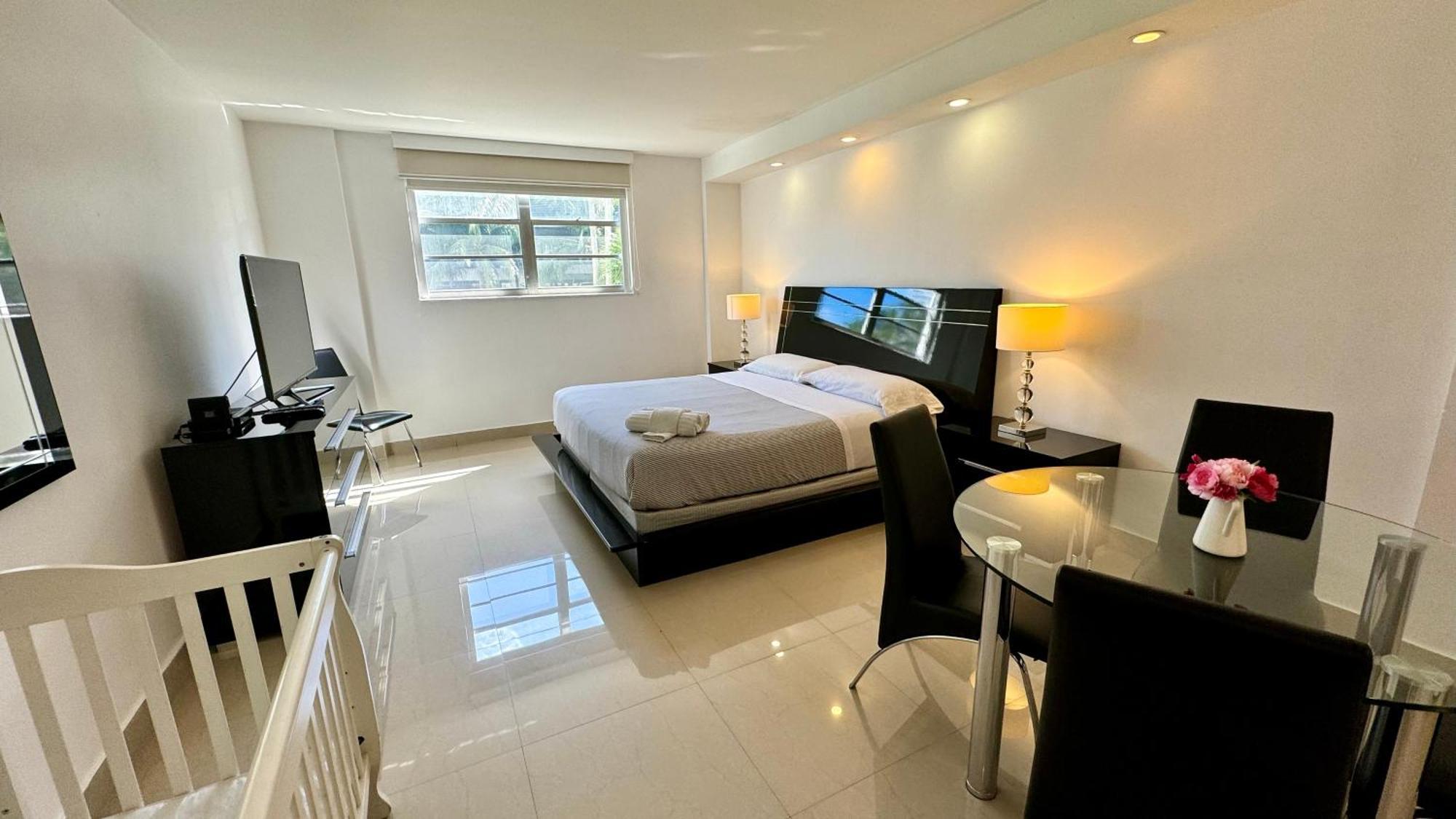 Sunny Isles, Beach Life! Parking Included ميامي بيتش المظهر الخارجي الصورة