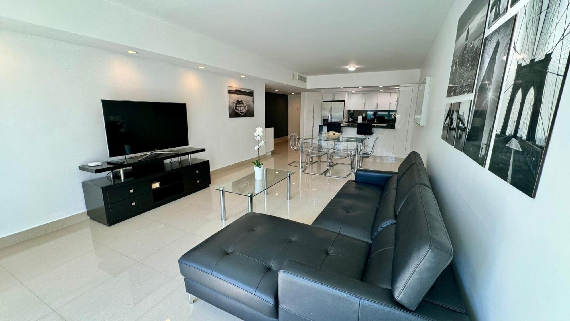 Sunny Isles, Beach Life! Parking Included ميامي بيتش المظهر الخارجي الصورة
